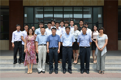 毕业话别情:我校召开毕业生代表座谈会